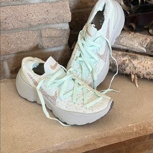 Nike Women's Mint Green Sneakers